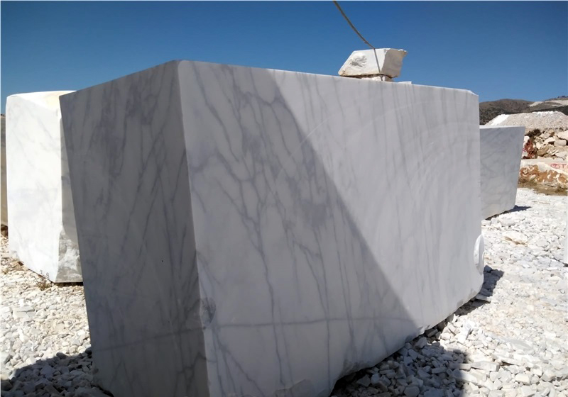 mugla-white-marble-blocks--908682-4-B